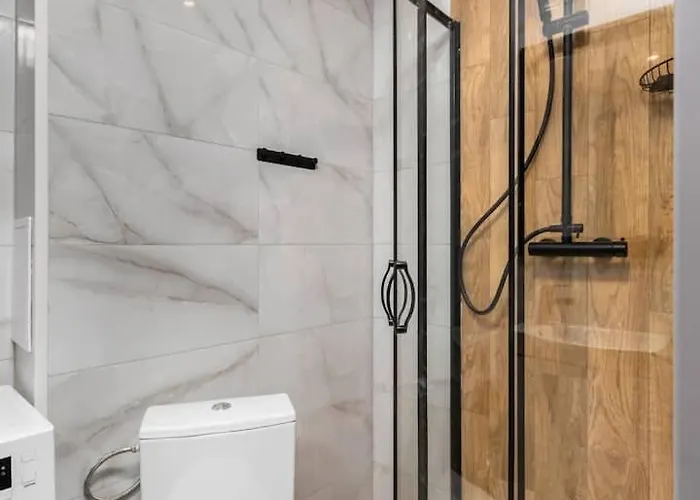 Apartment Czerniakowska 40 B *